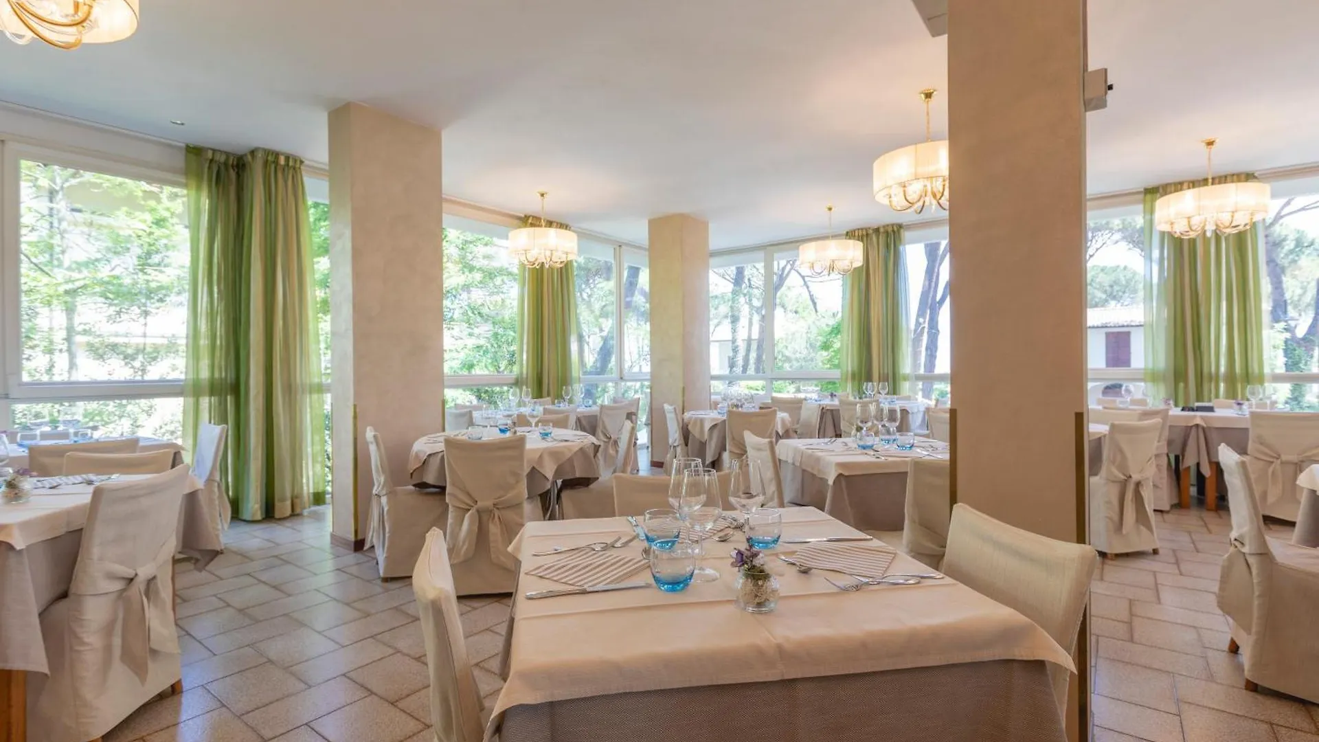 Hotel Deborah Milano Marittima