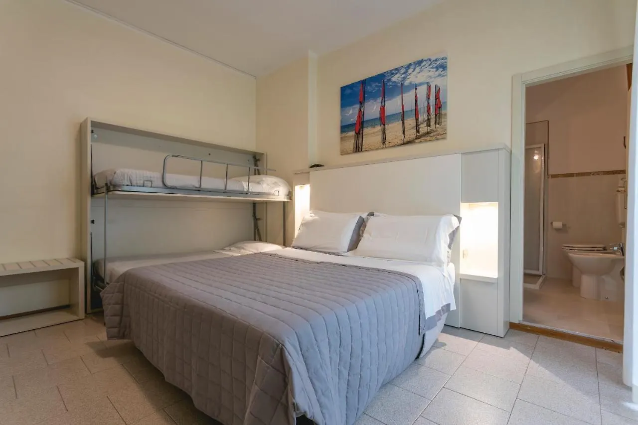 Hotel Deborah Milano Marittima Italië