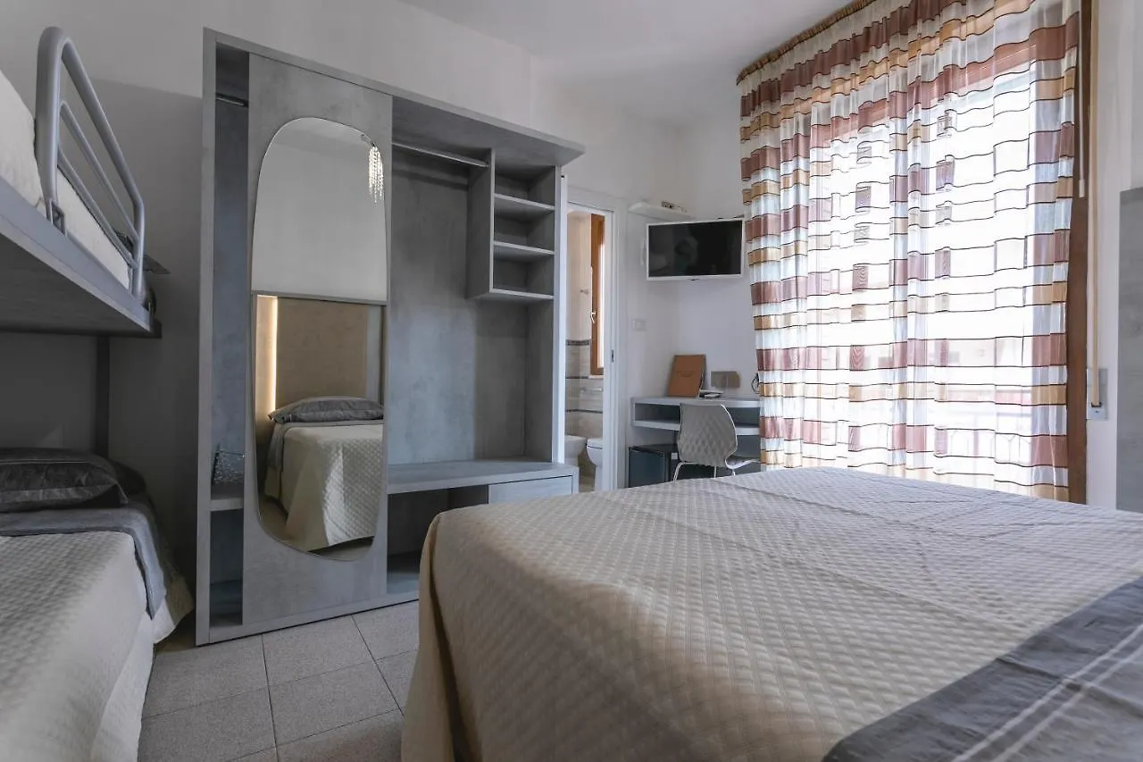 Hotel Deborah Milano Marittima