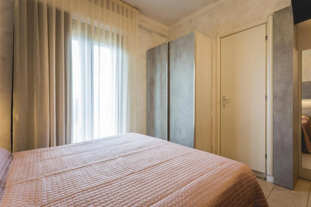 Hotel Deborah Milano Marittima